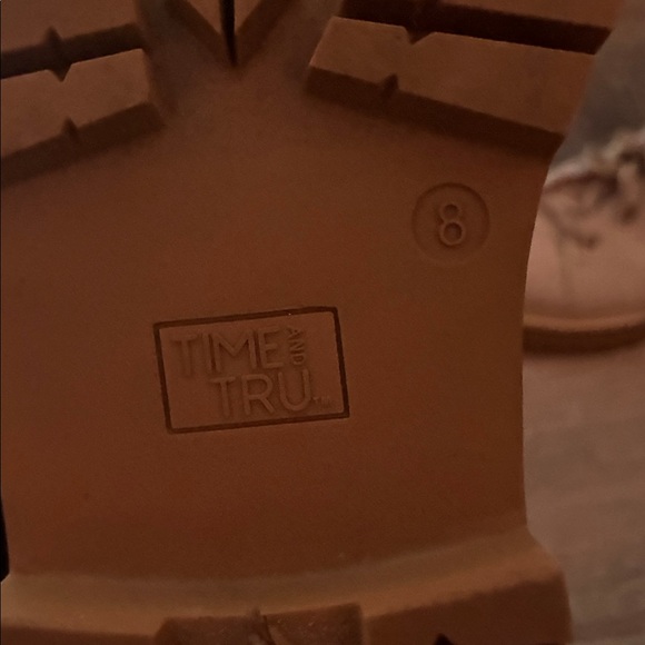 Time and Tru Durable Brown Boots - Picture 6 of 7